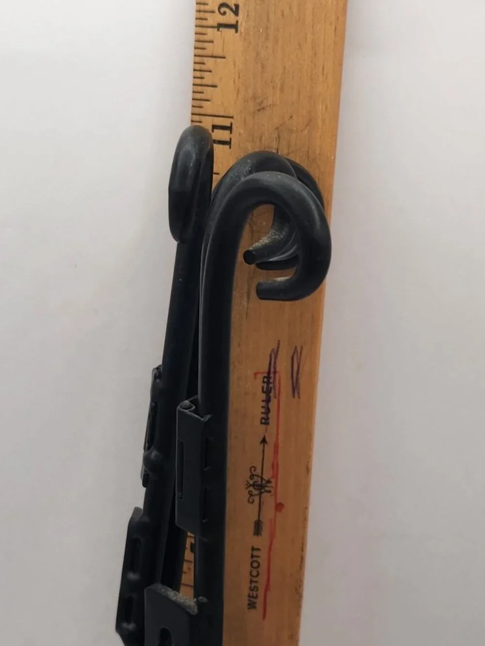 Black Metal Art Display Stand: Adjustable Easel for Plates and Art displays Stan